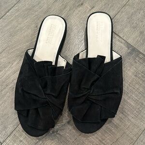 Reaction Kenneth Cole slides